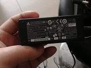 Delta 19V 1.58A 筆電變壓器， 筆電電源供應器，筆電充電器 5.5 x 1.7mm 