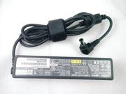FUJITSU 16V 3.75A 筆電變壓器， 筆電電源供應器，筆電充電器 