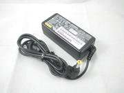FUJITSU 19V 2.1A 筆電變壓器， 筆電電源供應器，筆電充電器 5.5 x 2.5mm 