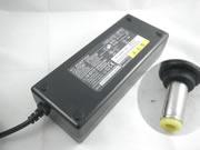 FUJITSU 19V 6.32A 筆電變壓器， 筆電電源供應器，筆電充電器 5.5 x 2.5mm 