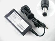 TOSHIBA 19V 2.37A 筆電變壓器， 筆電電源供應器，筆電充電器 5.5 x 2.5mm 