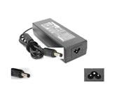 TOSHIBA 19V 6.3A 筆電變壓器， 筆電電源供應器，筆電充電器 5.5 x 2.5mm 